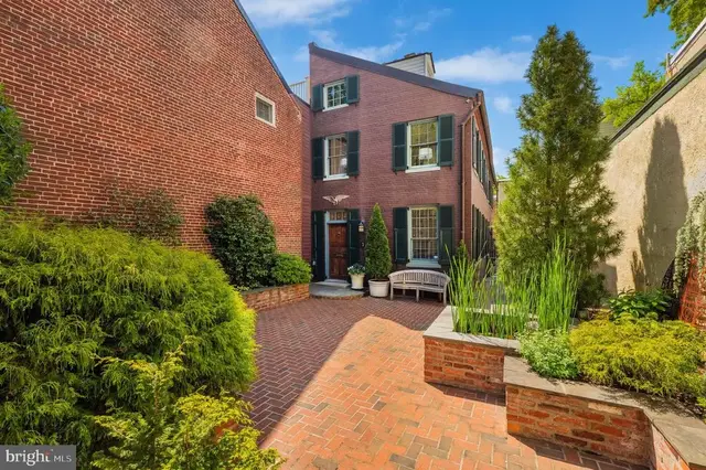403 S Fairfax St, Alexandria