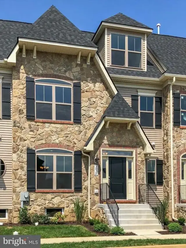 3028 Jacobs Garden Ln, Frederick
