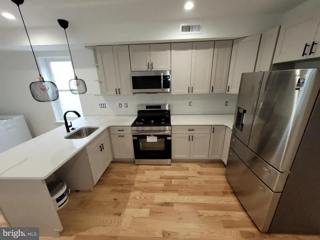 223 E Girard Ave #1r, PHILADELPHIA