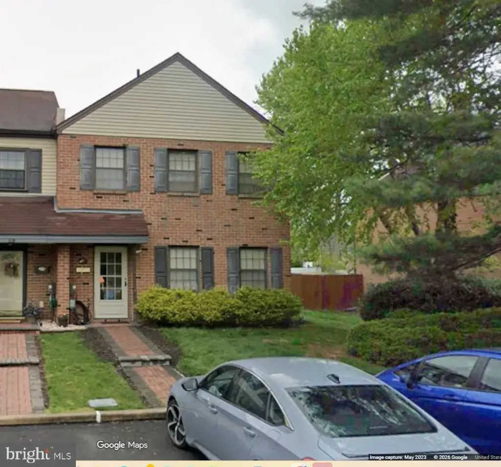 73 Coventry Ln, LANGHORNE