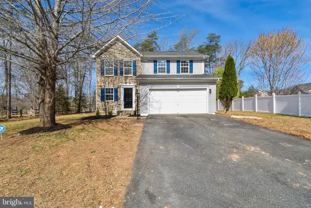 40 Robins Ct, Palmyra