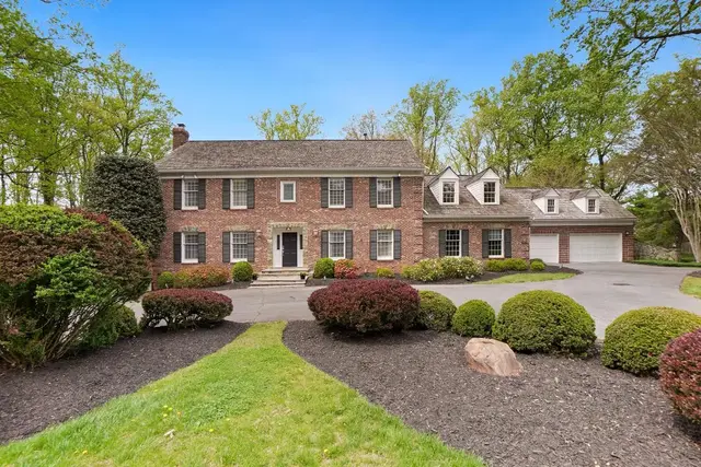 9704 Kendale, Potomac