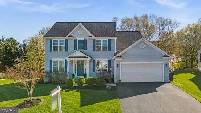 1006 Kingsbridge Ter, Mount Airy