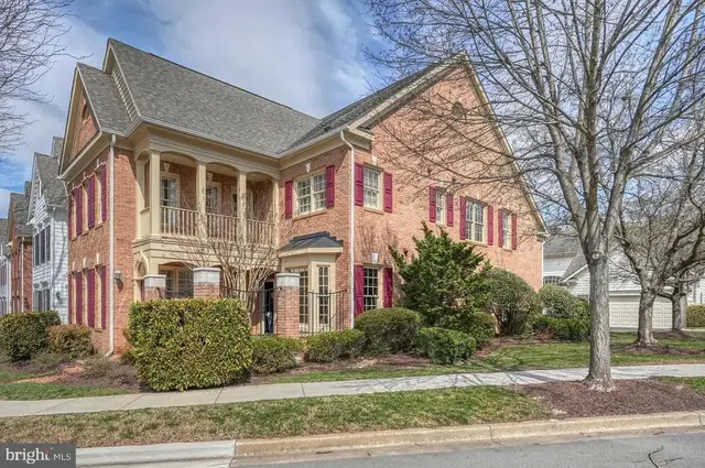 300 Lisa Oaks Way, Rockville