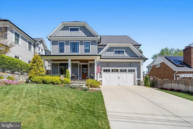 3307 Cummings Ln, Chevy Chase