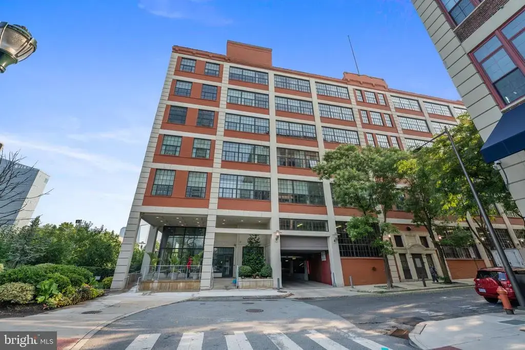 2429-41 Locust St #319, PHILADELPHIA