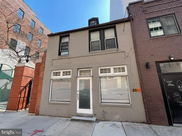 713 W Pratt St, Baltimore