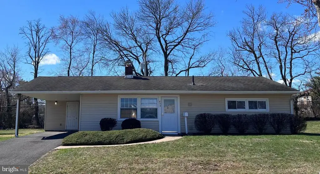 434 Thornridge Dr, LEVITTOWN
