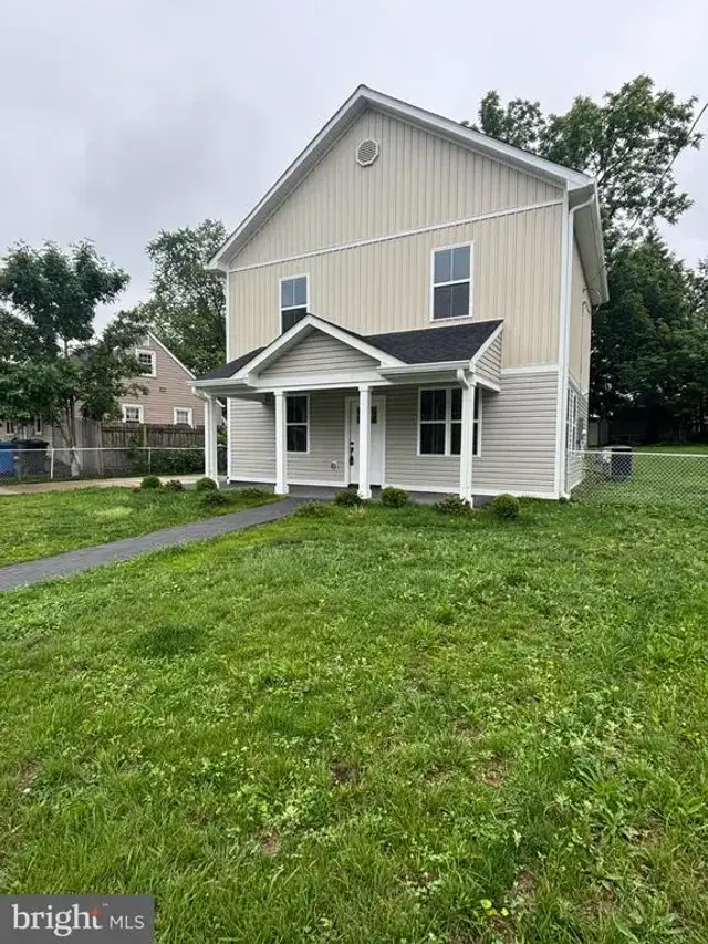 129 Evans St, Manassas Park