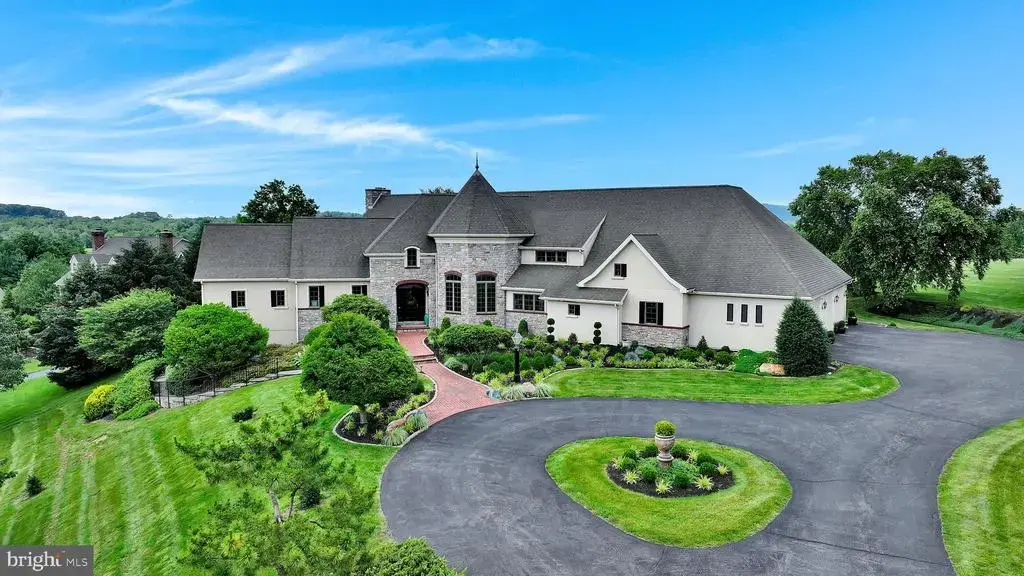 78 Autumn Leaf Ln, MANHEIM