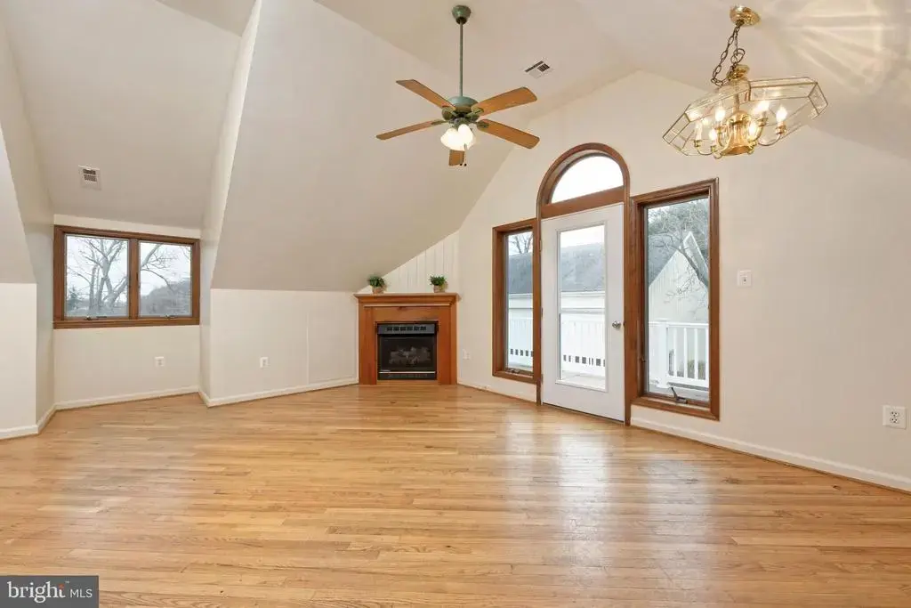 2211 - Apt #2 Hatchers Mill Rd, MARSHALL