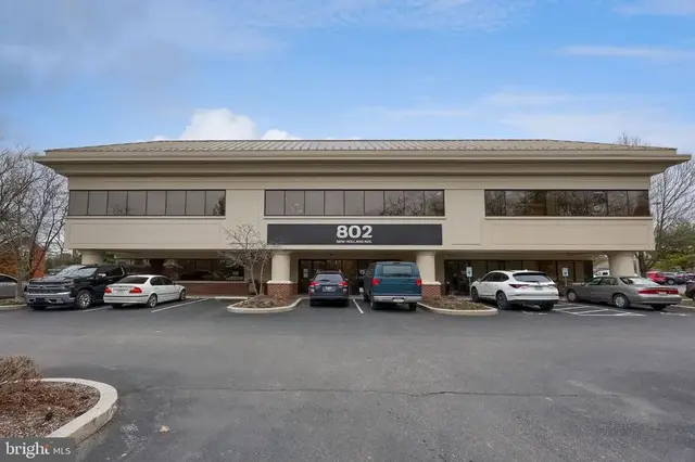 802 New Holland Ave #200, Lancaster