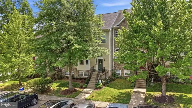 405 Leeds Ridge Ct, Purcellville