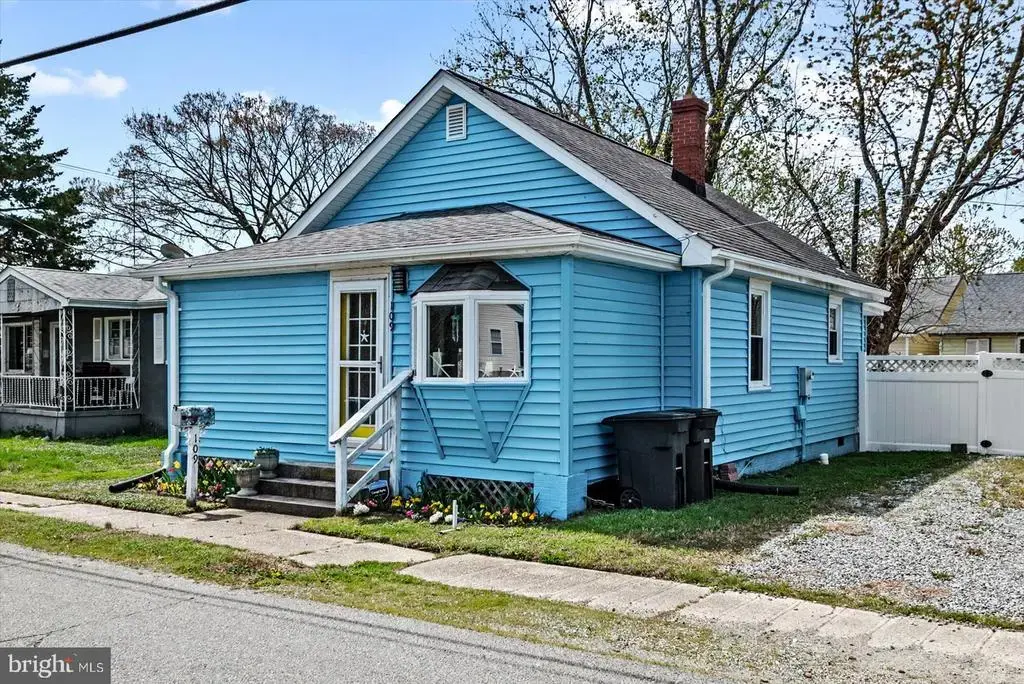 109 Bancroft Ave, COLONIAL BEACH
