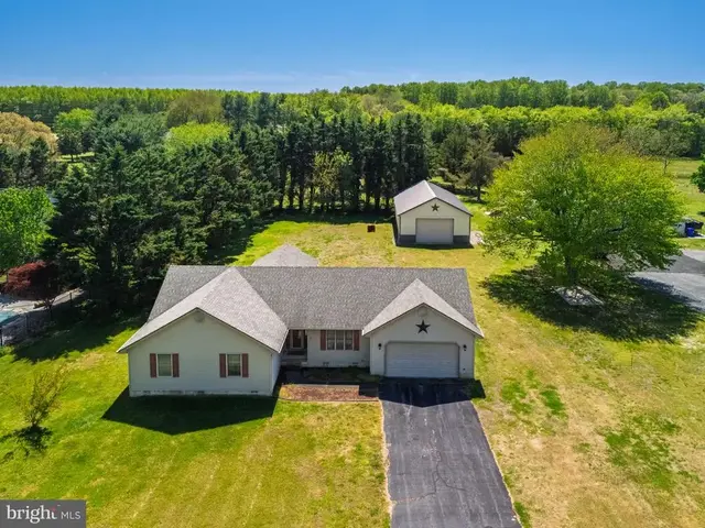 28878 Walker Rd, Milton