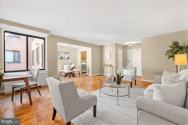 5112 Macarthur Blvd Nw #110, Washington
