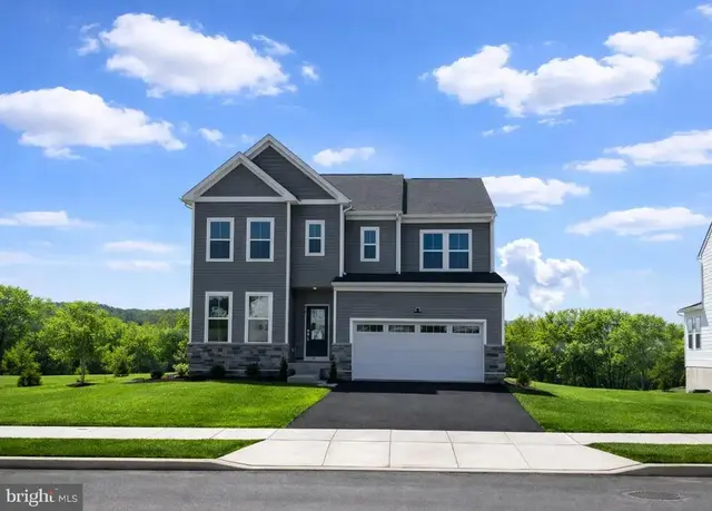 96 Steiner Way, Perkiomenville