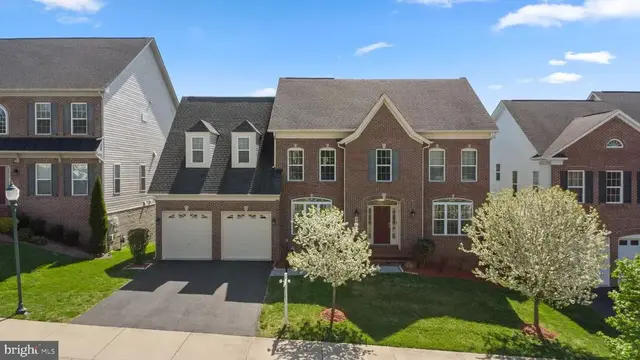 22403 Newcut Rd, Clarksburg