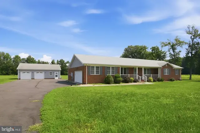 38 Silverleaf Dr, Hague