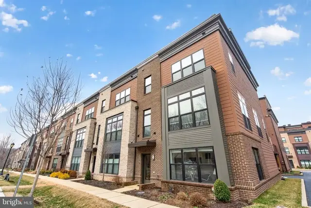 3248 Royal Fern Pl, Rockville