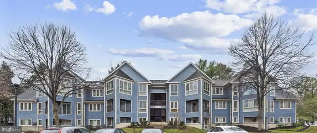 4990 Dorsey Hall Dr #b2, Ellicott City
