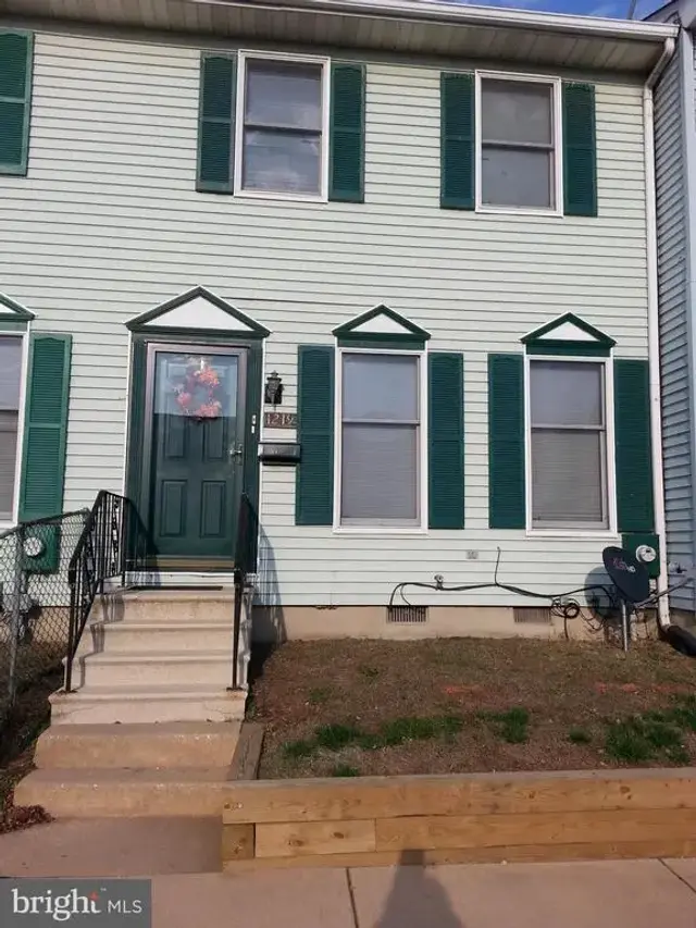 1219 Apple St, Wilmington