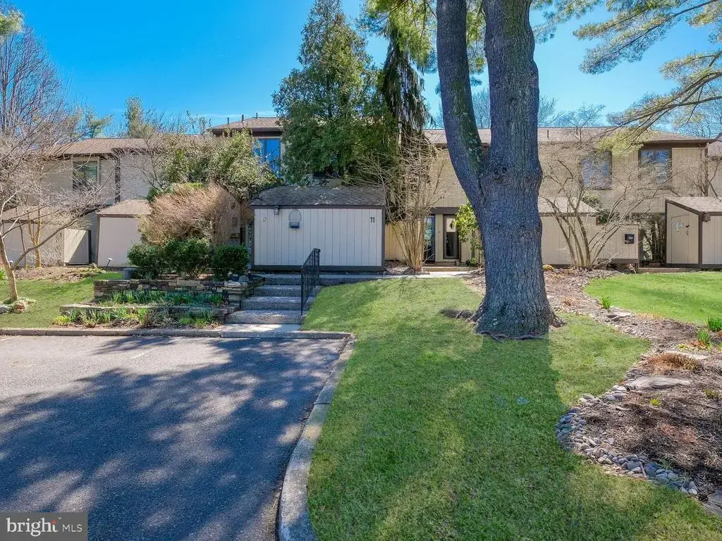 11 Eden Roc St, NEW HOPE