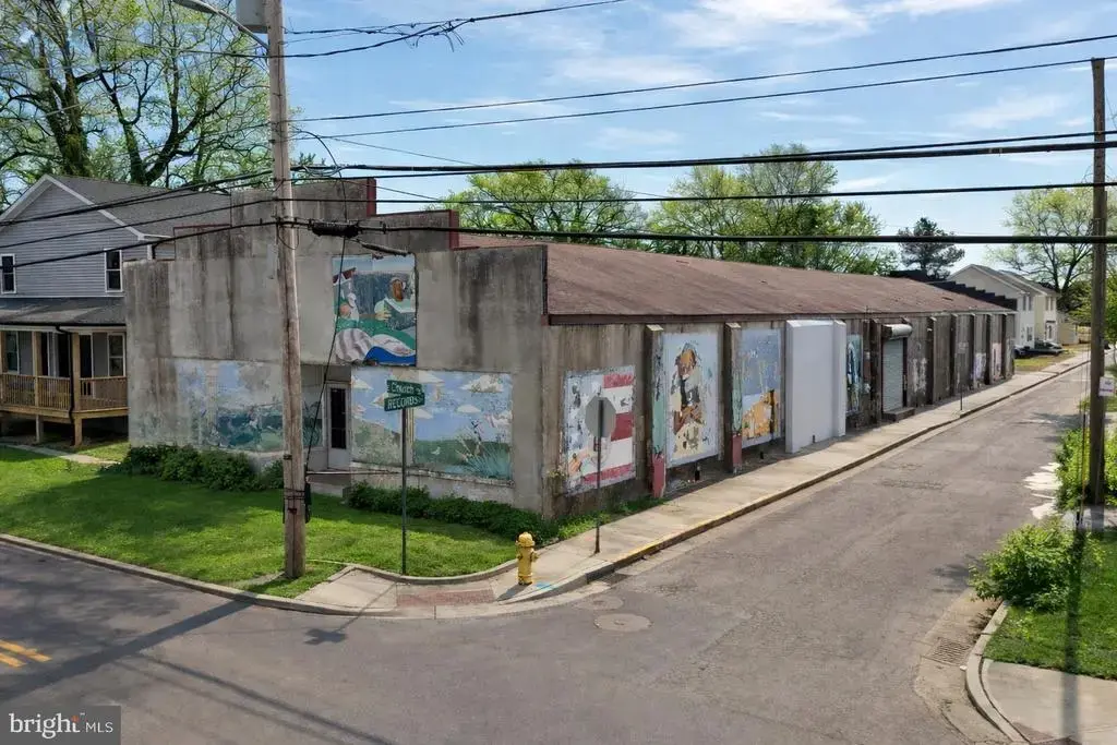 612 E Church St, SALISBURY