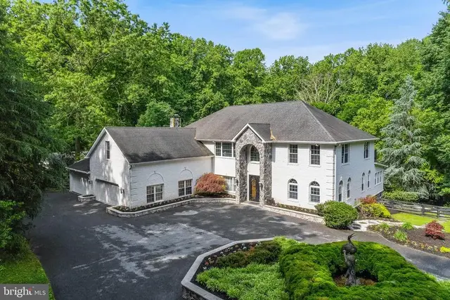10 Ivy Bridge Ct, Reisterstown