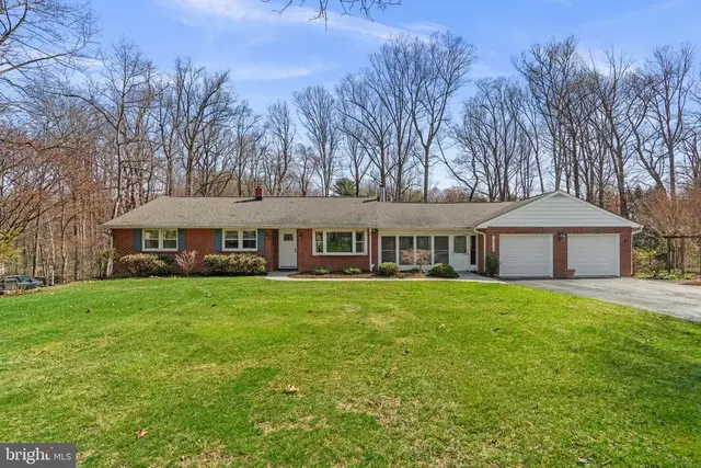 2913 Evergreen Way, Ellicott City