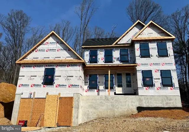 52 E Mill Station Dr, Newark