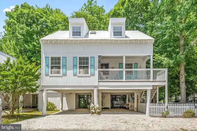 34008 Anna Maria Dr #115, Frankford