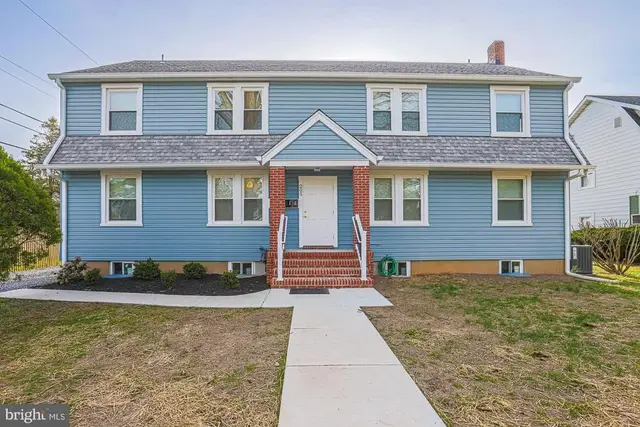 205 S Hammonds Ferry Rd, Linthicum Heights