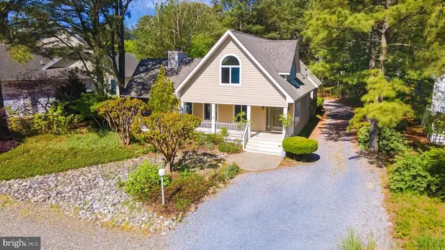 208 Pond View Dr, Bethany Beach