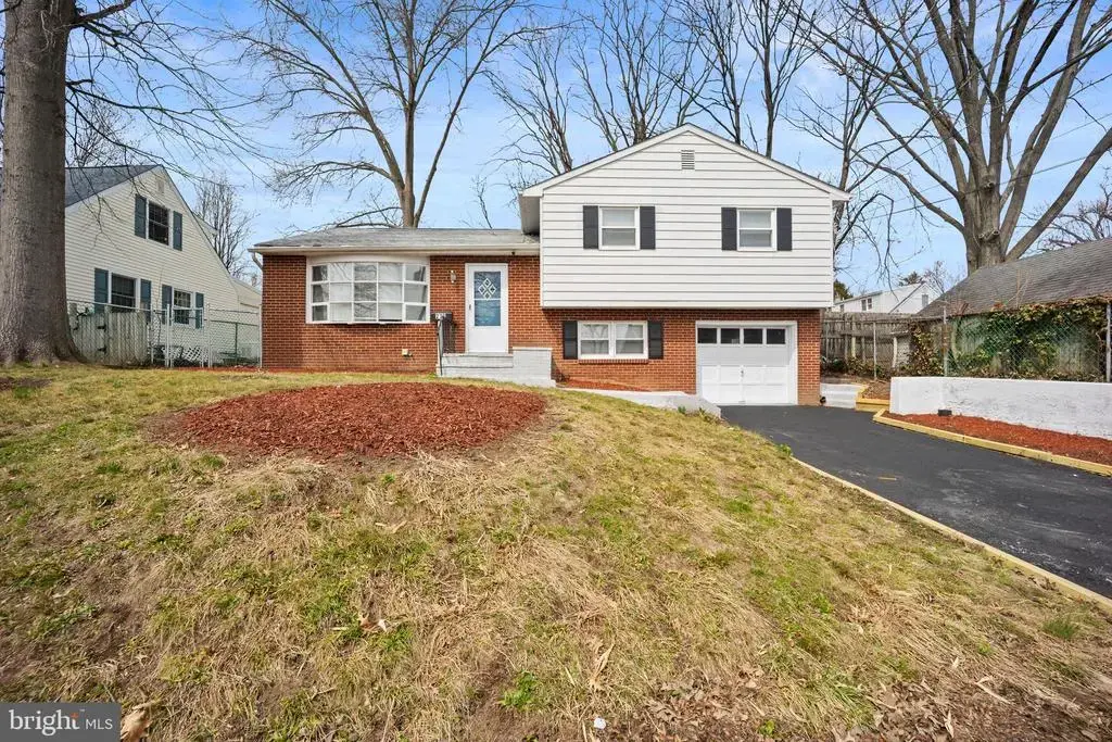 276 Clymer Ave, MORRISVILLE