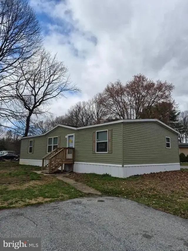 216 S Thistle Way #216, Newark