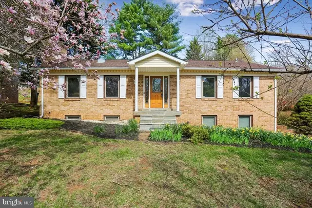 11415 Bedfordshire Ave, Potomac