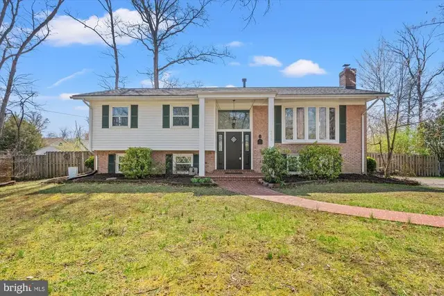 4003 Westgate Dr, Alexandria