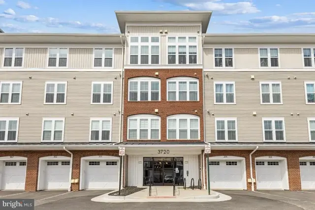 3720 Havertill Ln #306, Woodbridge