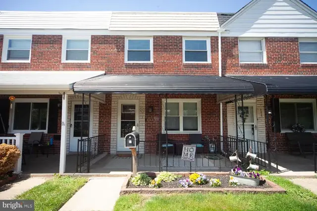 2215 Searles Rd, Dundalk