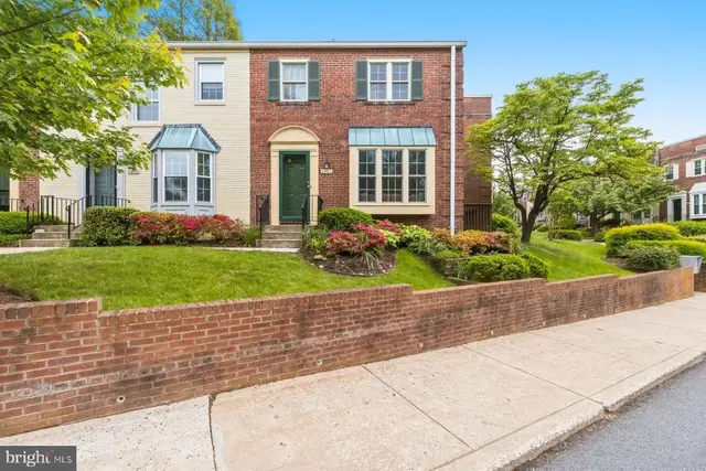 4904 Bradley Blvd #229, Chevy Chase