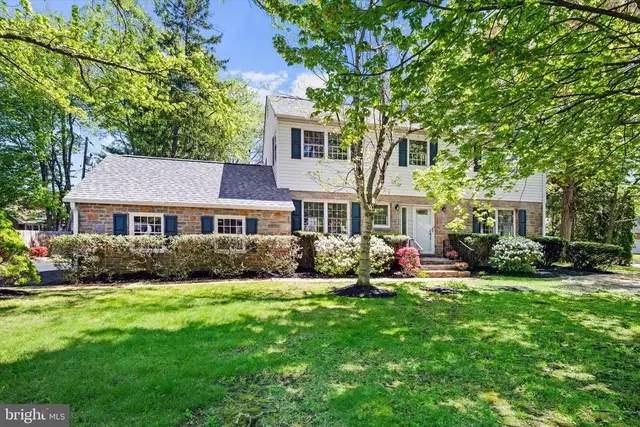 17 Briar Rd, Wilmington