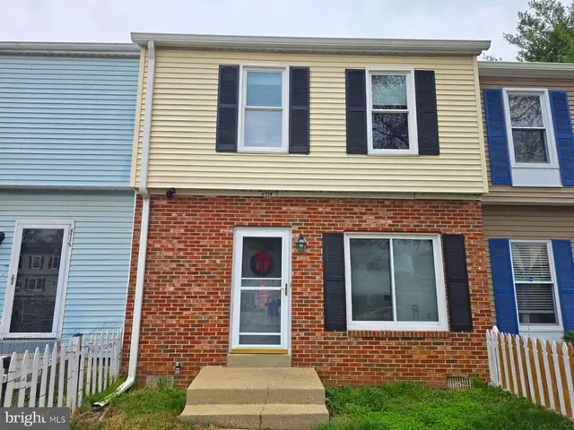 6714 Hawthorne St, Landover