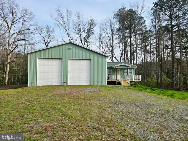 2256 Maon Rd, Farnham