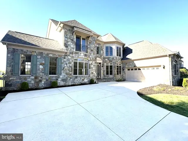 8739 Weathered Stone Way, Laurel