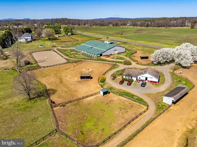 7453 Opal Rd, Warrenton