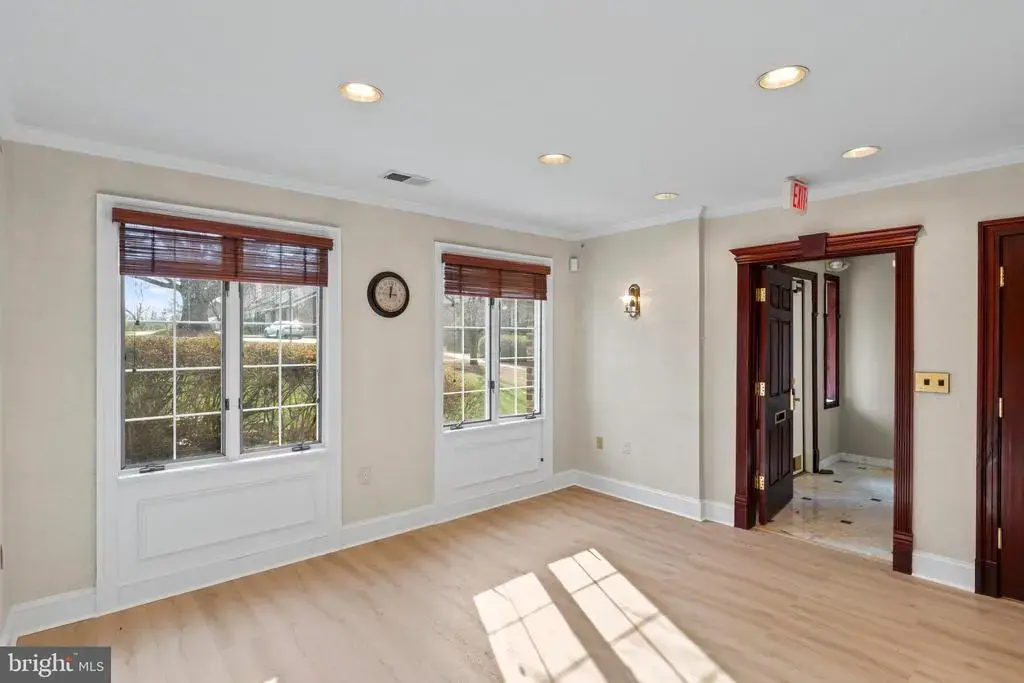 11739 Bowman Green Dr #suite 100, RESTON