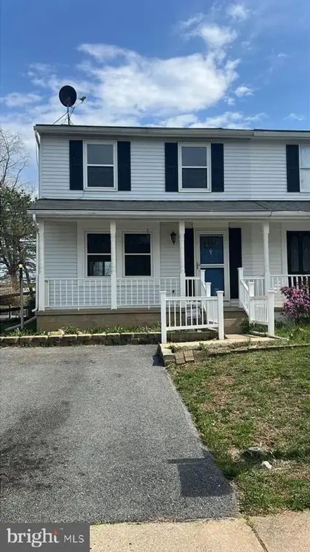 154 Stonegate Dr, Frederick