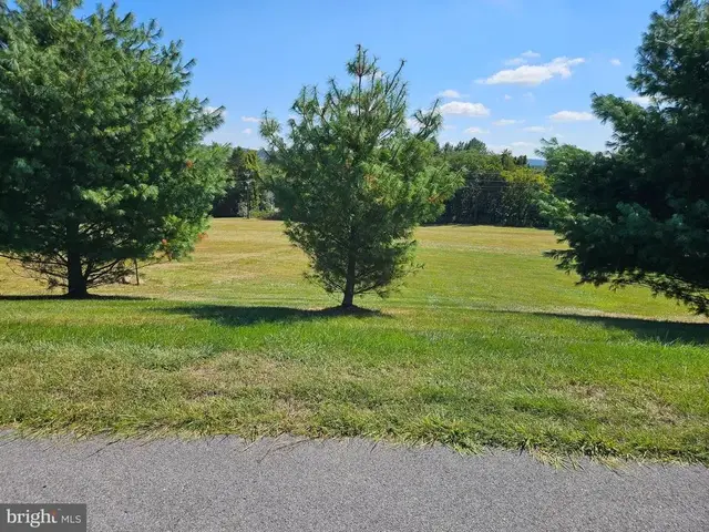 13142 Waterford View Ct, Lovettsville
