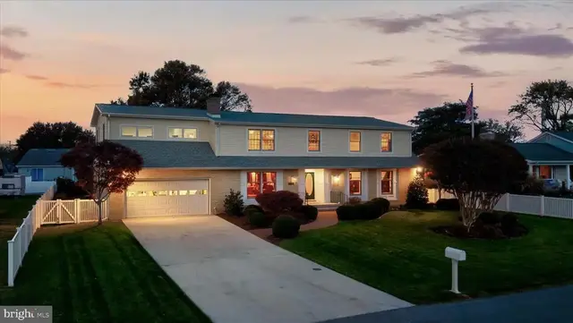 303 Salisbury St, Rehoboth Beach